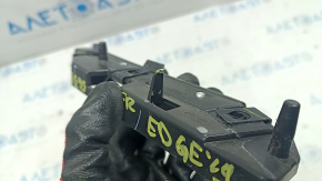 Front bumper mount right wing-bumper Ford Edge 19- broken mount