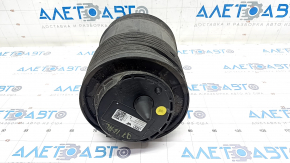 Rear left air spring Audi Q7 16 is torn
