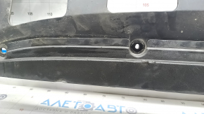 VW Tiguan 18 Front Bumper Lip - Structure, Scratches