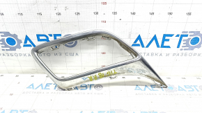 Right muffler frame VW Tiguan 18 - chrome, scratches, sand