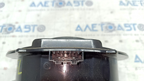 Front left door speaker VW Tiguan 18 - cracks in fasteners