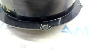 Front left door speaker VW Tiguan 18 - cracks in fasteners
