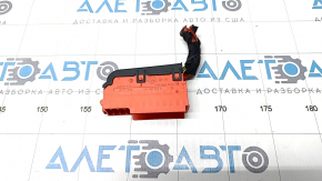 Audi Q7 underdash fuse box 16- red