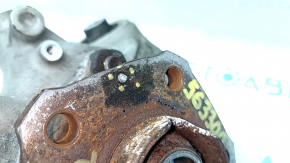 Trunnion with hub rear left Audi Q7 16-107mm, rusty hub, broken bolt
