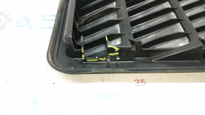 Right ventilation shield Toyota Highlander 14-19 broken mount