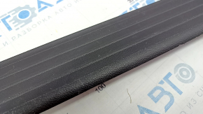 Door sill outer front left Hyundai Azera 12-17 brown, worn