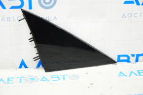 Mirror cover triangle outer front left Tesla Model Y 20- black gloss, broken fastening scratches
