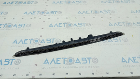 Brake light Ford Edge 15 - cracks in fasteners