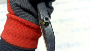 Brake light Ford Edge 15 - cracks in fasteners