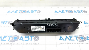 Climate control Audi A4 B9 17- with heating, worn