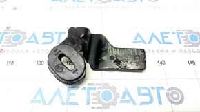 Radiator bracket lower left Alfa Romeo Giulia 17- 2.0T