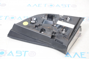 Light inside trunk lid left Tesla Model Y 20- type 1 for polishing