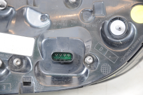 Light inside trunk lid left Tesla Model Y 20- type 1 for polishing