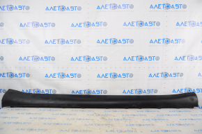 Tesla Model Y 20 right upper threshold - structure, scratches, scuffs, broken guide