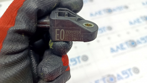 Airbag sensor front left Toyota Prius V 15-17 TV