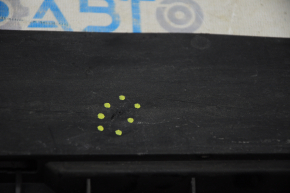 Tesla Model Y 20 right lower threshold - structure, scratches, tear, broken guide