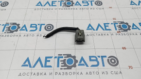 Toyota Prius V 15-17 Halogen Headlight Feature