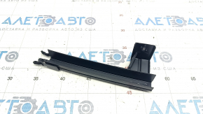 Front left door glass guide Nissan Rogue 21-24 short