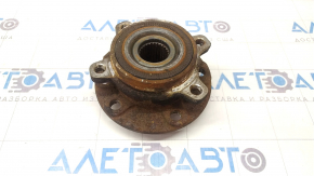 Rear left hub Alfa Romeo Giulia 17 - rusty, bearing hums