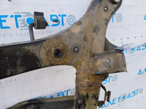 Toyota Highlander 14-19 rear subframe rusty, gearbox silent block cracked