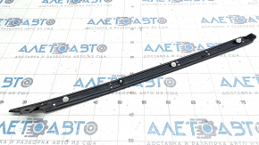 Rear right window molding Nissan Rogue 21-23 chrome, scratches