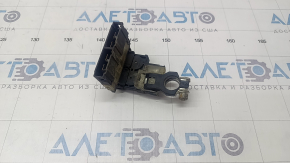 Positive battery terminal Nissan Versa Note 13-19