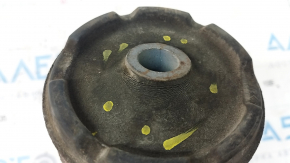 Rear differential bracket of Lexus RX450h 10-15 gearbox is rusty, silent blocks are cracked
