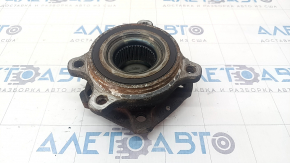 Front right hub Audi A4 B9 17 - rusty, bearing hums