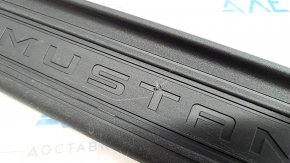 Door sill trim outer right Ford Mustang mk6 15- coupe, black, scratch