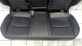 Rear row of seats 2nd row Toyota Rav4 19 - black leather, needs cleaning, torn, scratches on the lining