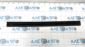 Rear left door seal Toyota Rav4 19- lower