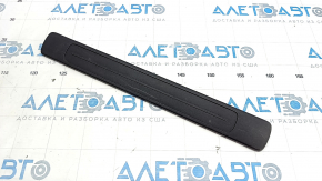 Door sill trim front right outer Lincoln MKX 16-18 black, latch defect