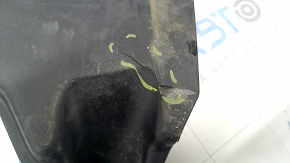 Rear right underbody protection Audi A4 B9 17- cracks
