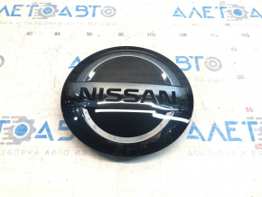 Nissan Rogue 17 Front Grille Emblem - Round, Radar