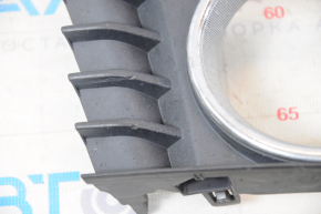 Left bumper grille Toyota Prius V 12-14 pre-rest under fog lights, broken fastener, chips