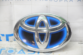 Emblem badge Toyota front bumper Toyota Prius V 12-17 sand
