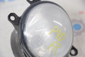 Fog lamp PTF right Toyota Prius V 12-17 cloudy inside, sand, broken housing