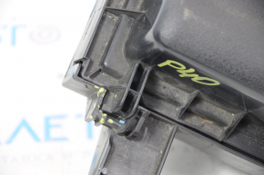Air filter housing Toyota Prius V 12-17 complete, broken fasteners