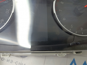 Instrument cluster Toyota Rav4 19 2.5 small display, 49k, trash inside, worn