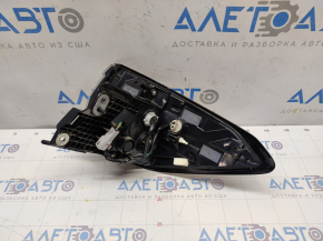 Light outer wing left Subaru Outback 20- driftwood, crack