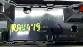 Climate control Toyota Rav4 19- dual zone, worn