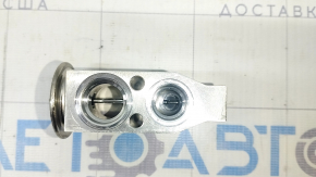 Nissan Rogue 21-23 Air Conditioner Heater Valve