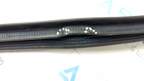 Door seal rear right Toyota Rav4 19- torn