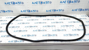 Front left door seal Toyota Rav4 19 - torn