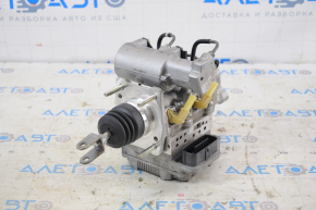 Toyota Prius V 12-14 Master Brake Cylinder Assy with ABS
