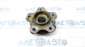 Front right hub BMW X3 G01 18-22 AWD rusty
