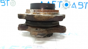 Front right hub BMW X3 G01 18-22 AWD rusty