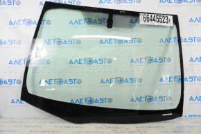 Windshield Toyota Prius V 12-17 PGW chips, scratches
