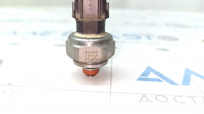 Fuel pressure sensor Toyota Rav4 19-22 on the low pressure rail