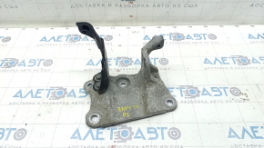 Engine mount bracket left Toyota Rav4 19- 2.5